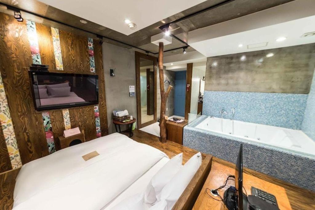 Yaja Yeongdeungpo Motel Seoul