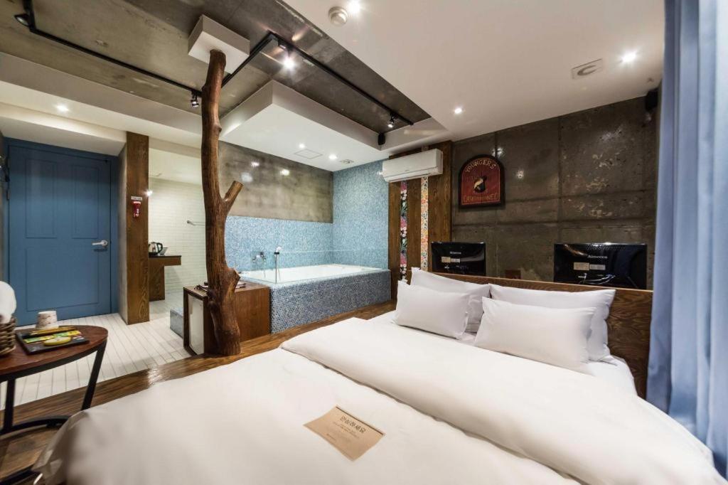 Yaja Yeongdeungpo motel Seoul