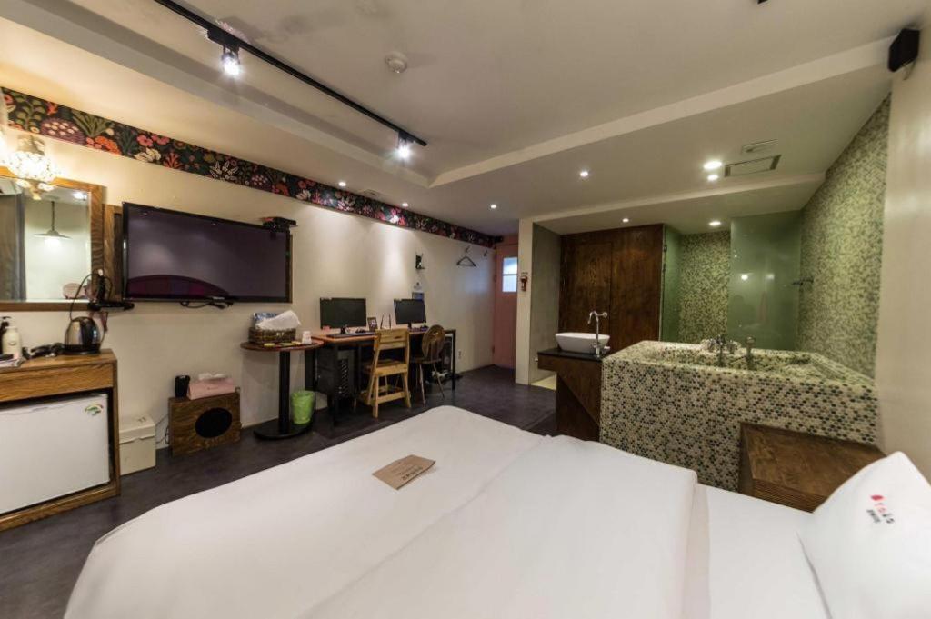 Motel Yaja Yeongdeungpo 2*
