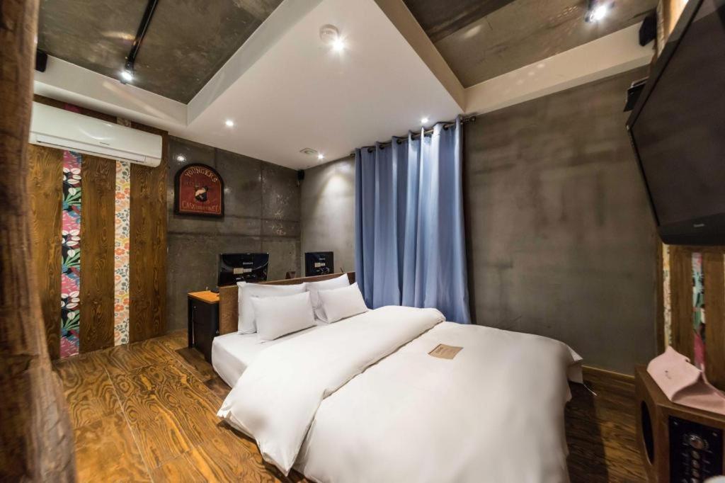 Motel Yaja Yeongdeungpo 2*