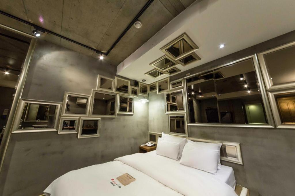 Yaja Yeongdeungpo Motel 2*