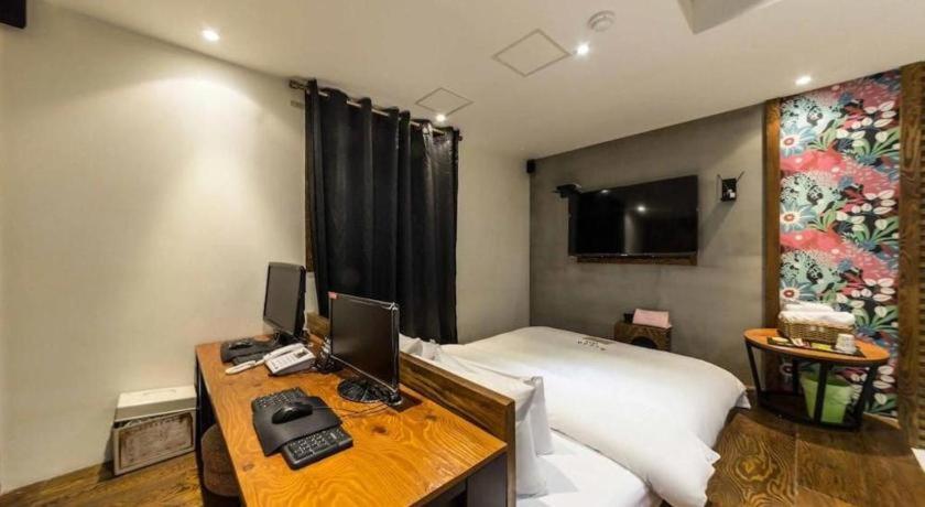 Yaja Yeongdeungpo Motel Seoul